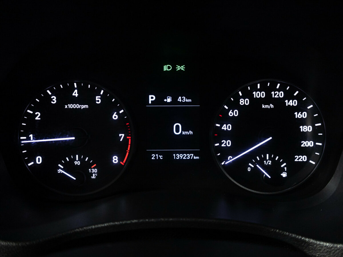 Купить Hyundai Solaris II, 2019, 139 235 км, фото №12