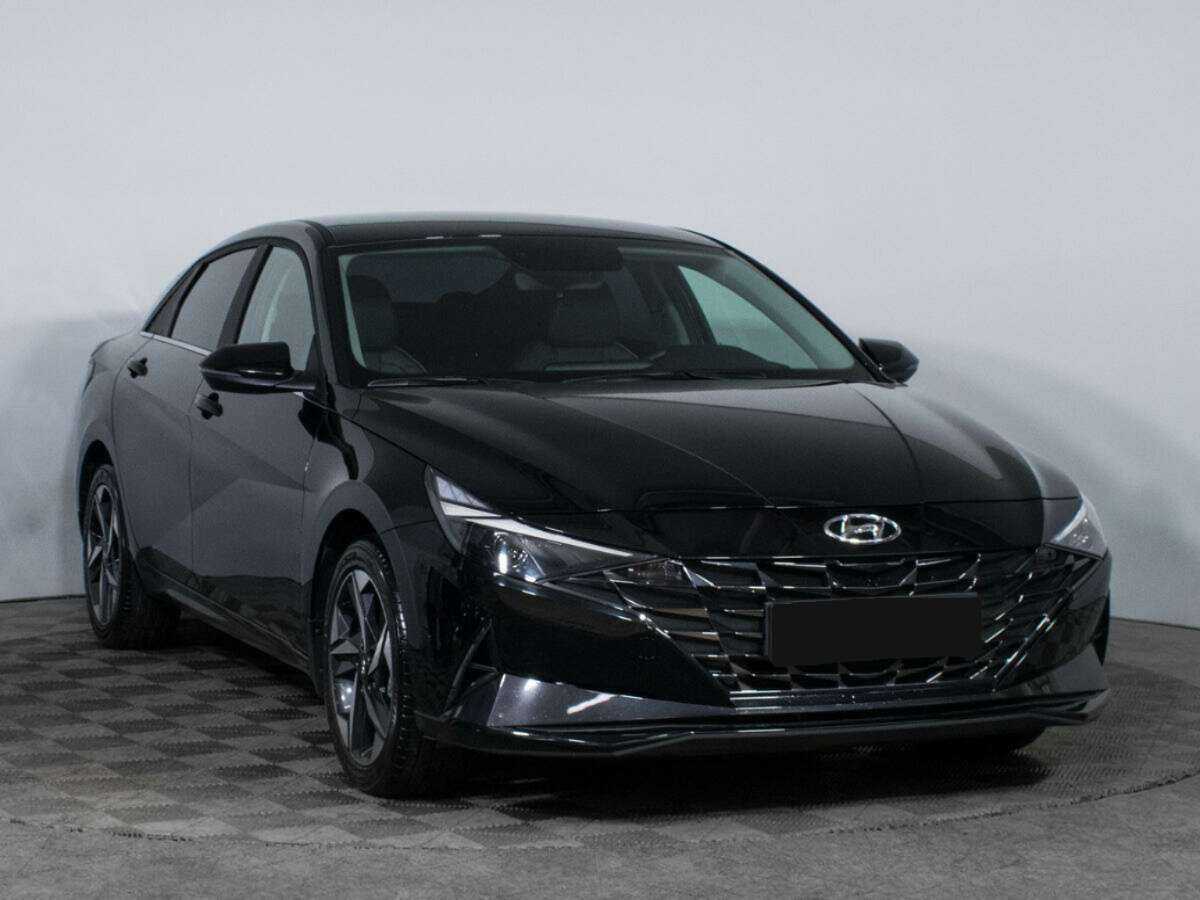 Купить Hyundai Elantra, 2023, 8 327 км, фото №3