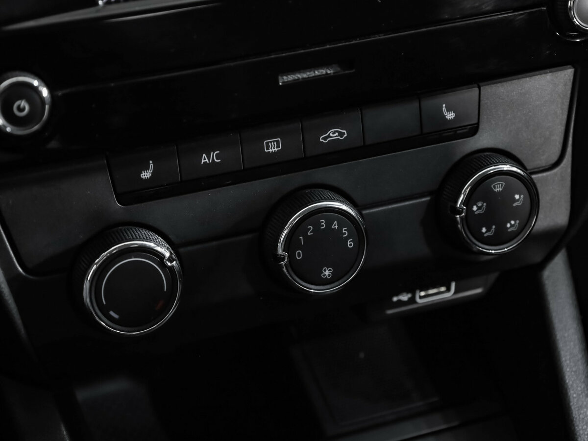 Купить Skoda Octavia III (A7) Рестайлинг, 2018, 167 278 км, фото №11