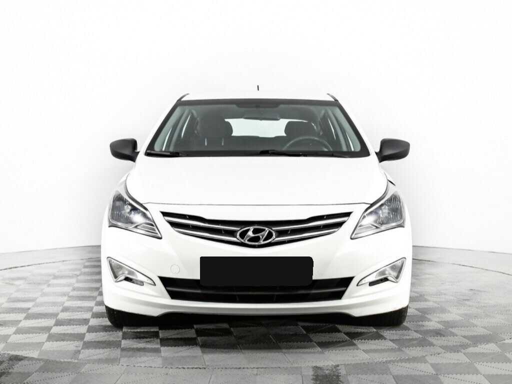 Купить Hyundai Solaris, 2015, 157 587 км, фото №2