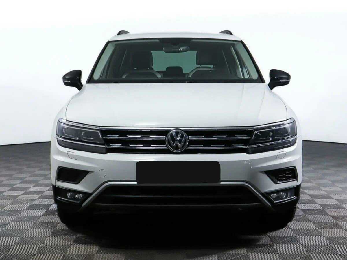 Купить Volkswagen Tiguan, 2018, 83 596 км, фото №2