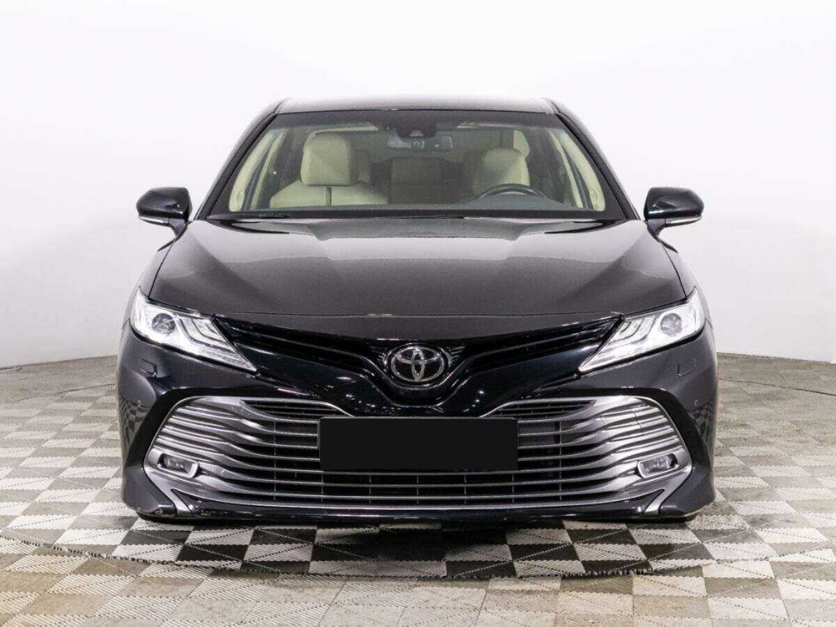 Купить Toyota Camry, 2018, 80 400 км, фото №2