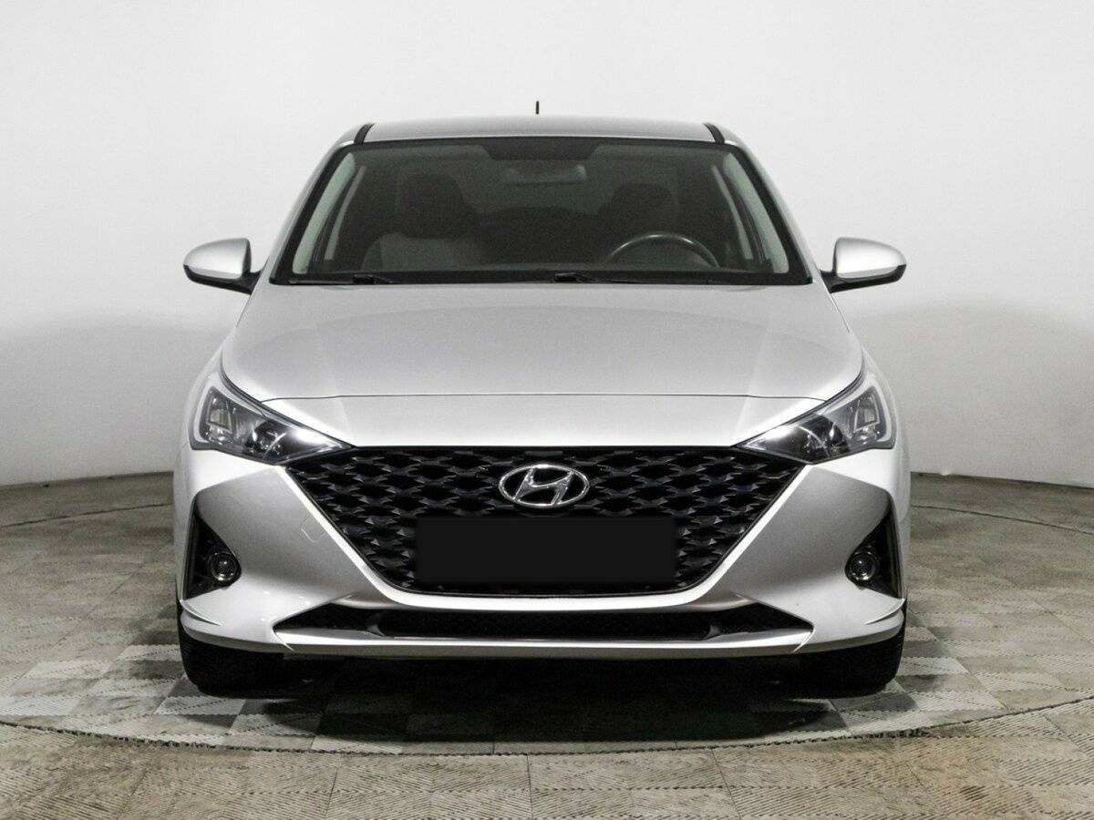 Купить Hyundai Solaris, 2020, 76 169 км, фото №2