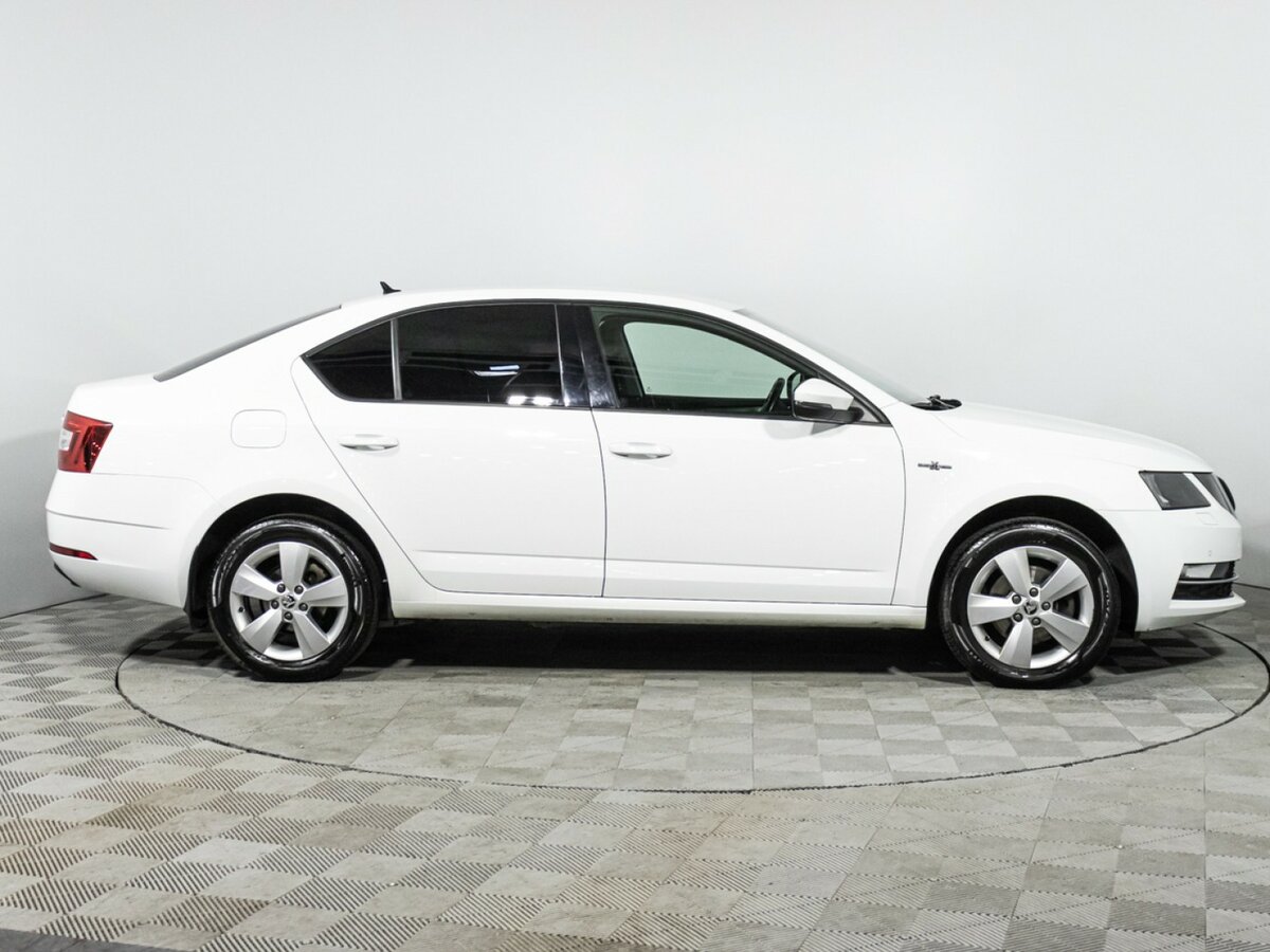 Купить Skoda Octavia III (A7) Рестайлинг, 2019, 61 764 км, фото №4