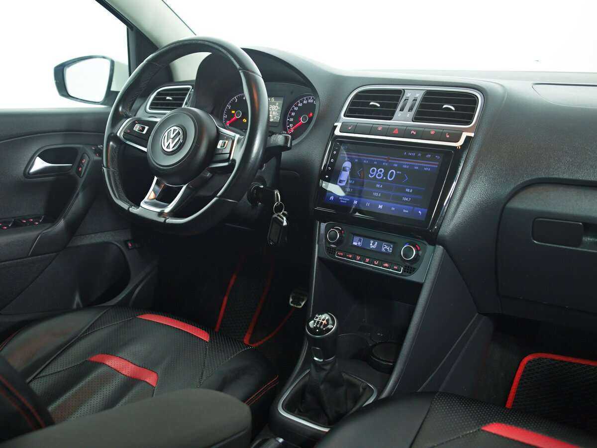 Купить Volkswagen Polo, 2018, 112 000 км, фото №10