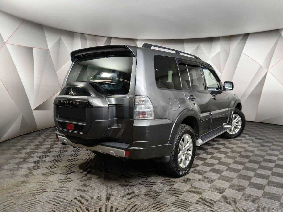 Купить Mitsubishi Pajero, 2015, 94 610 км, фото №2