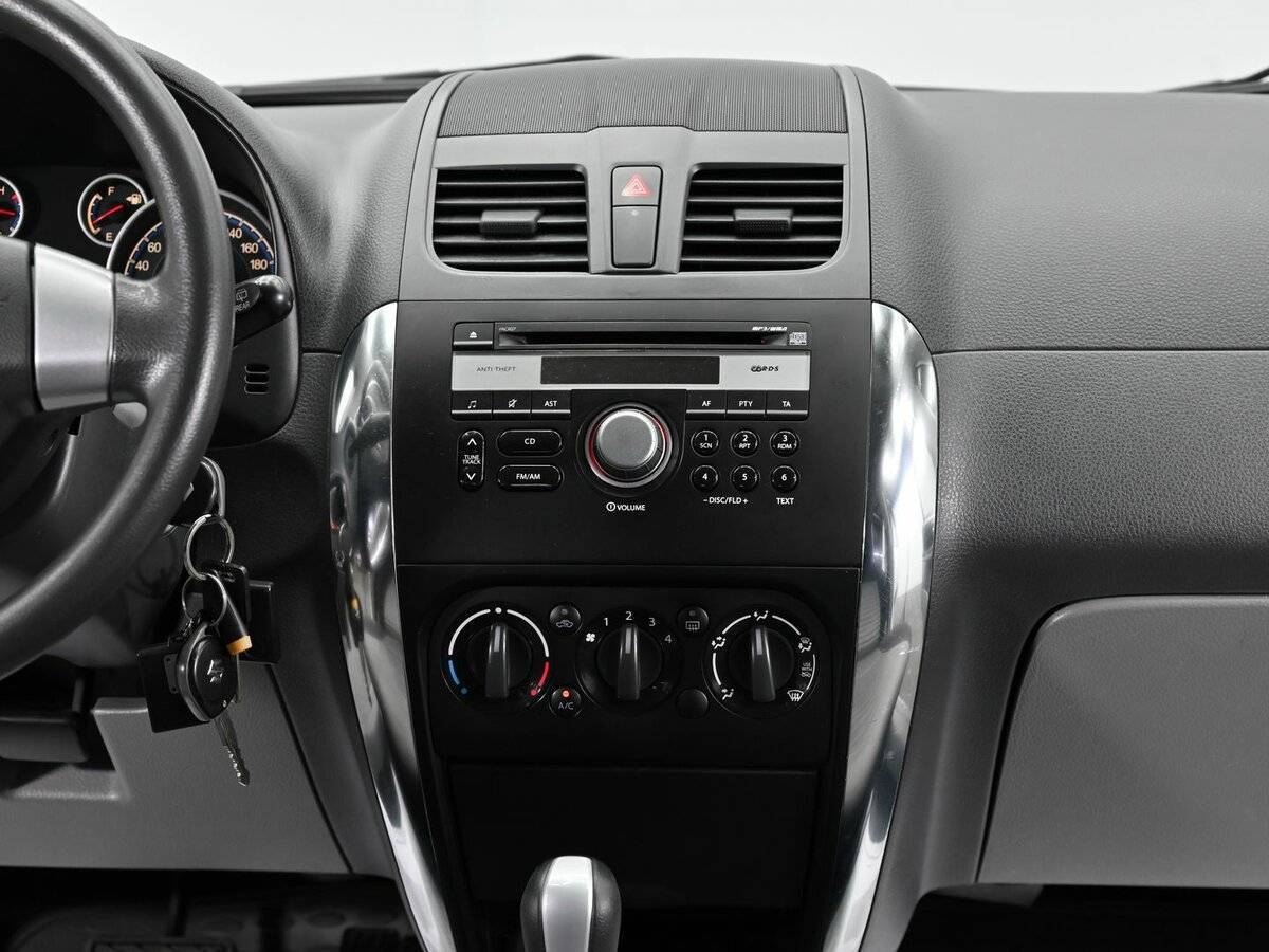 Купить Suzuki SX4, 2013, 165 000 км, фото №9