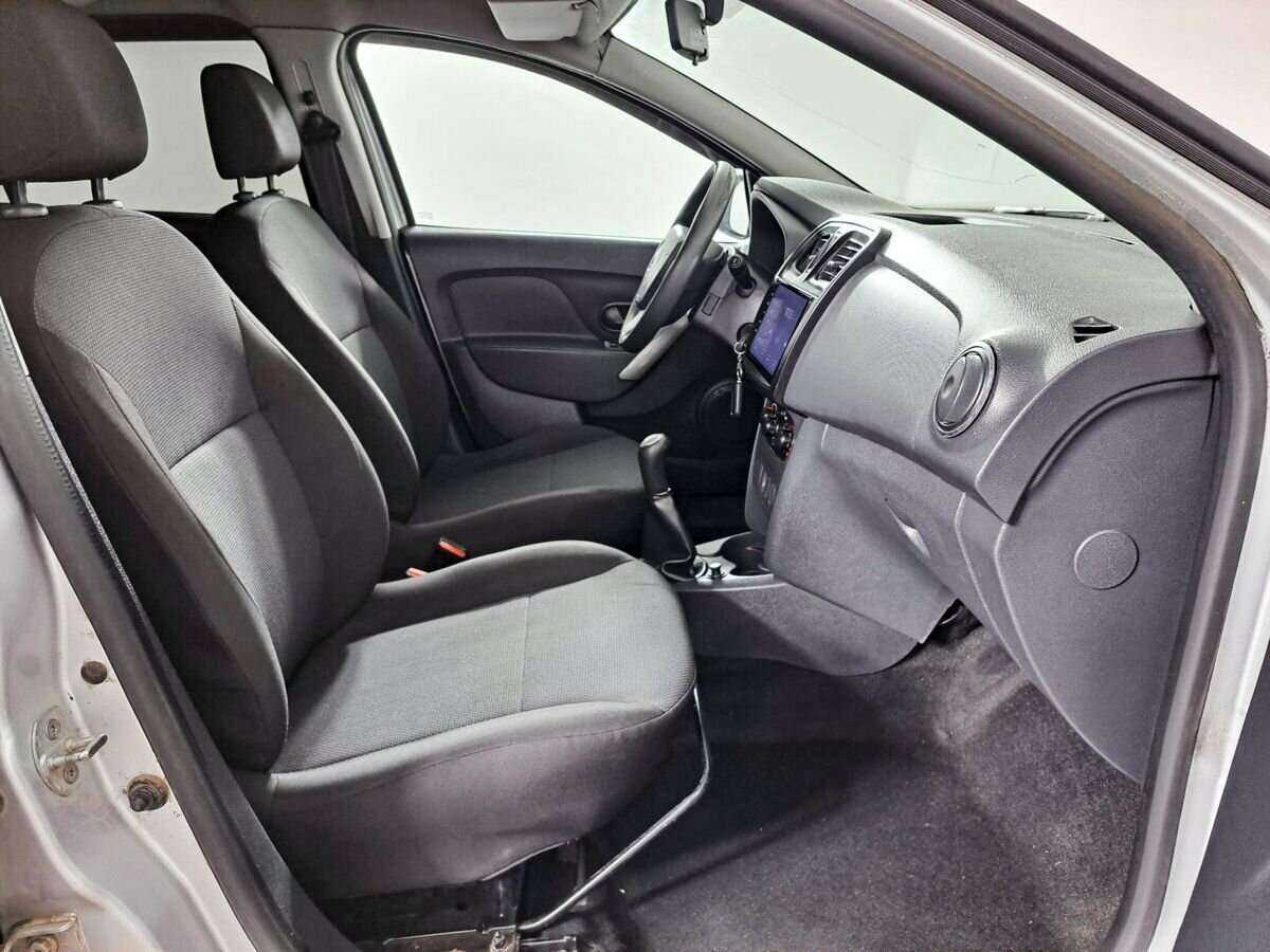 Купить Renault Logan, 2014, 199 040 км, фото №9