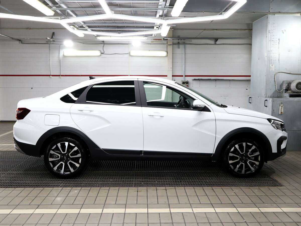 Купить Lada (ВАЗ) Vesta Cross, 2023, 5 300 км, фото №3