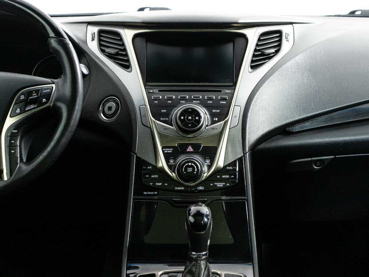 Купить Hyundai Grandeur, 2013, 338 731 км, фото №14