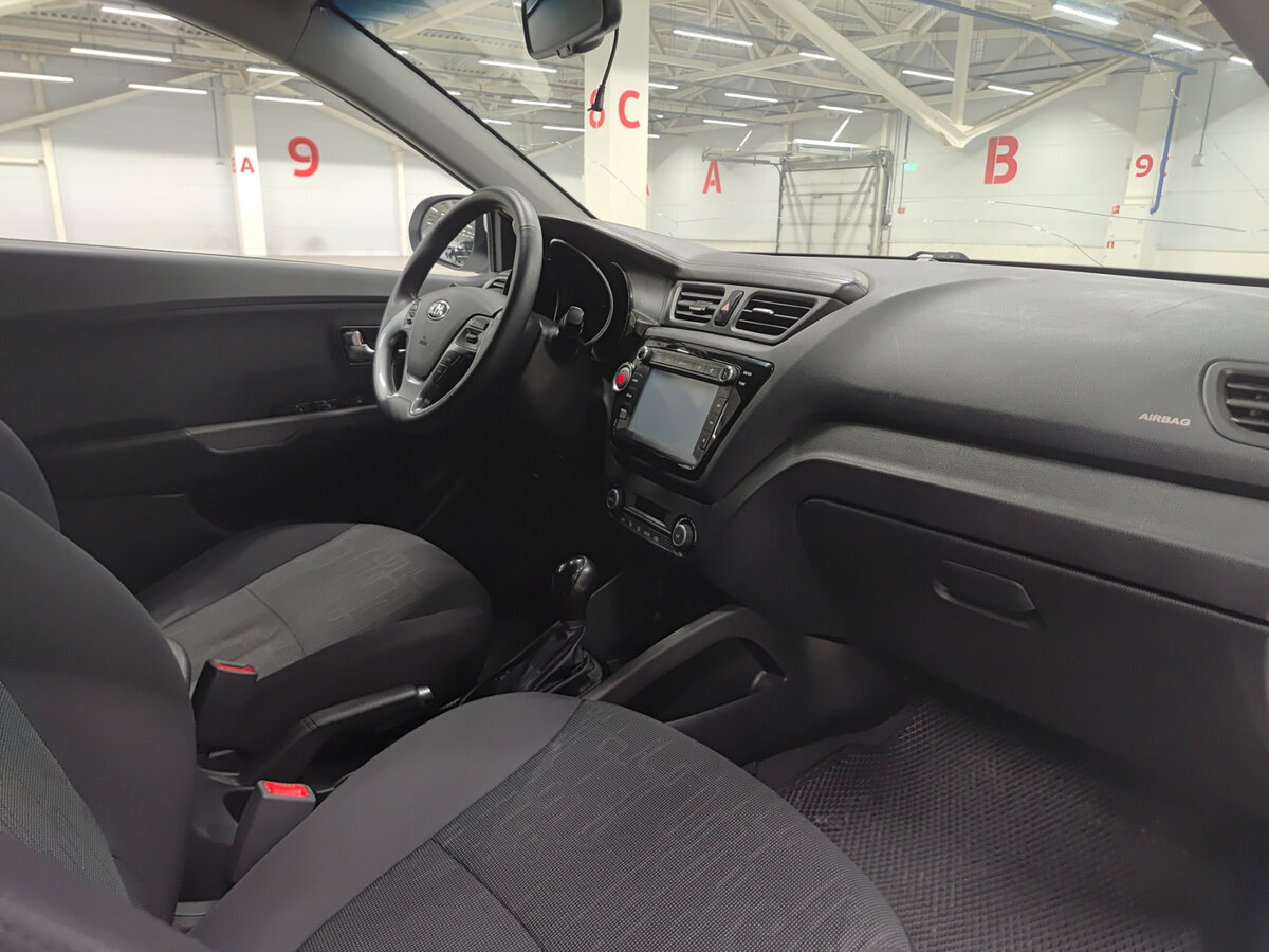 Купить Kia Rio III Рестайлинг, 2016, 185 315 км, фото №11