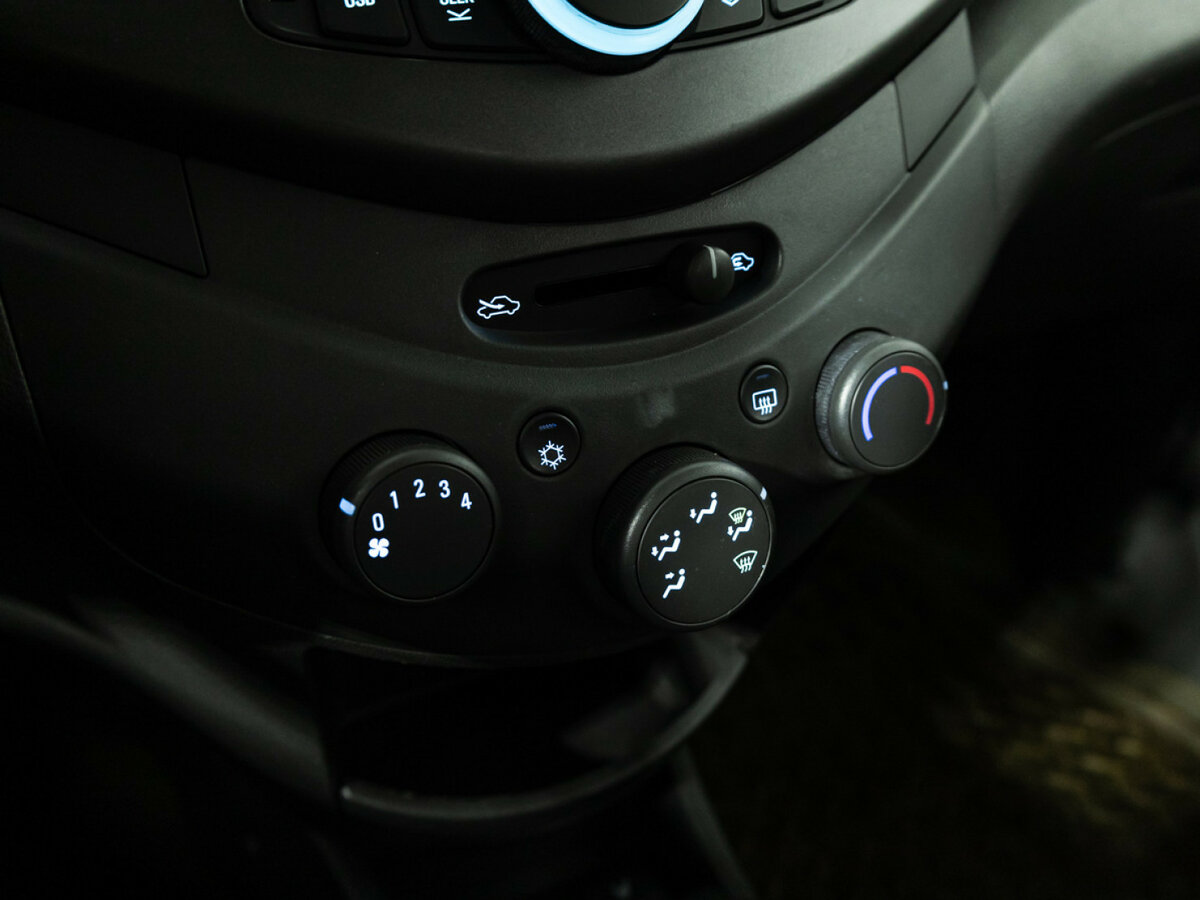 Купить Chevrolet Spark III, 2012, 101 683 км, фото №15