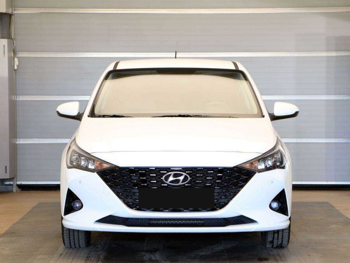Купить Hyundai Solaris, 2020, 17 001 км, фото №2
