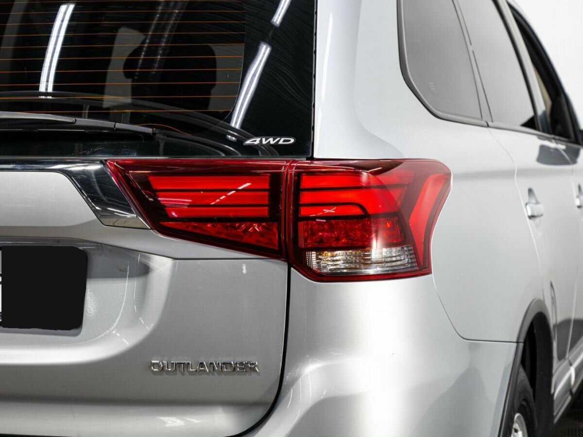 Купить Mitsubishi Outlander, 2016, 168 000 км, фото №8