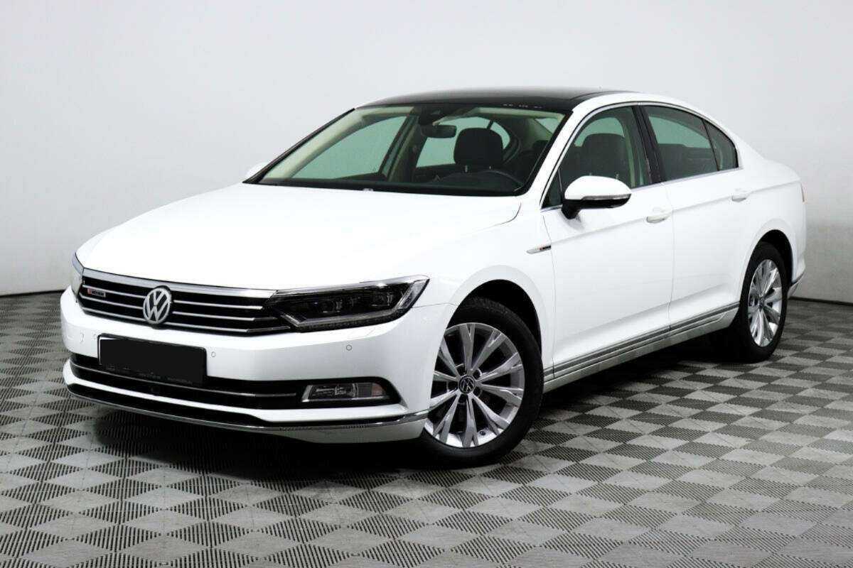 Купить Volkswagen Passat DSG7, 2018, 51 460 км, фото №1