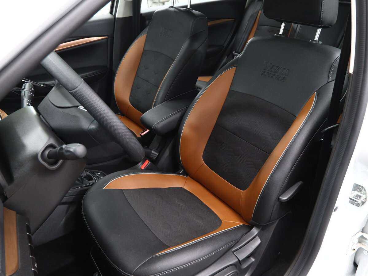 Купить Lada (ВАЗ) Vesta SW Cross, 2023, 2 300 км, фото №12