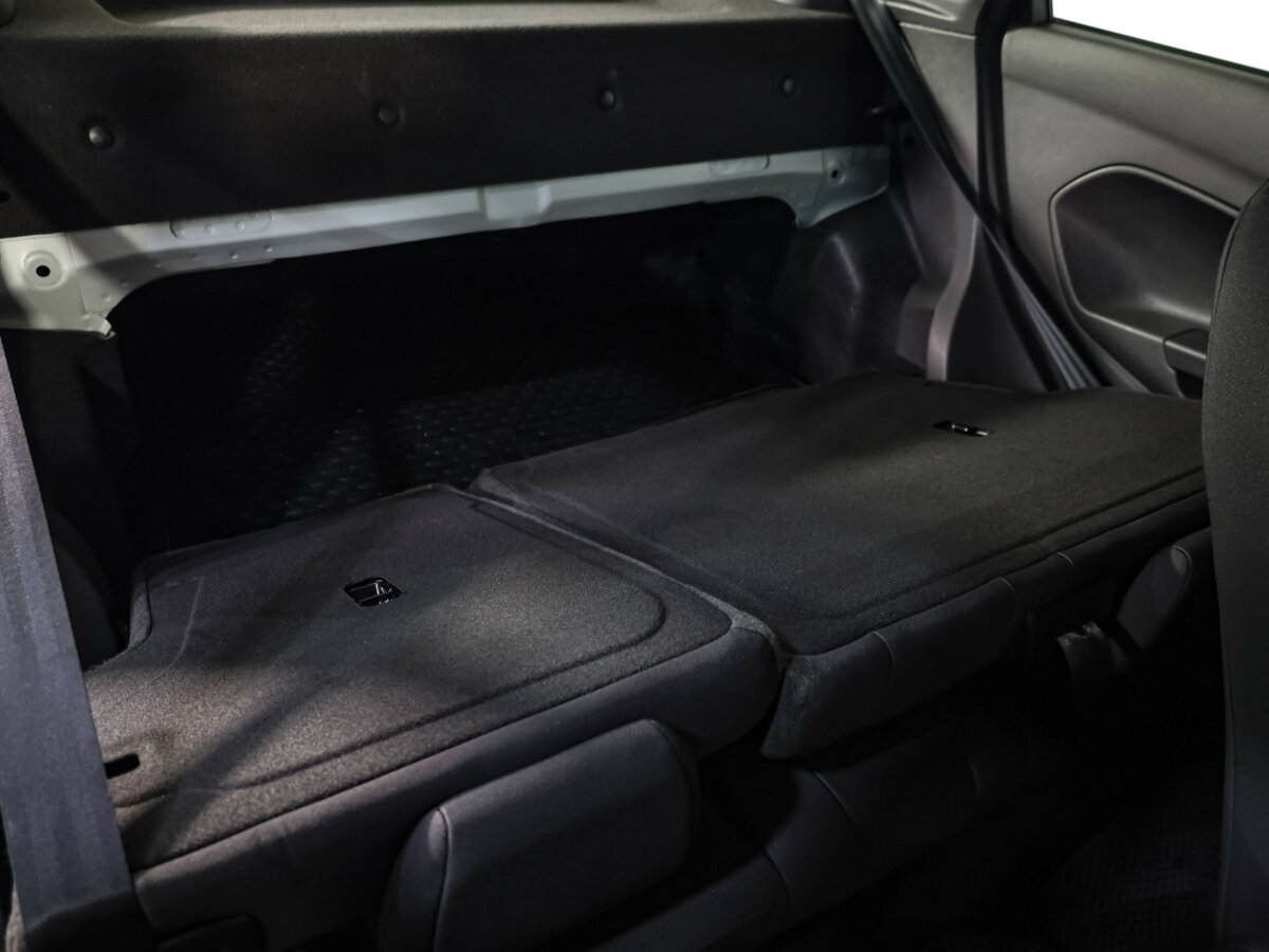Купить Ford Fiesta Mk6 Рестайлинг, 2016, 126 591 км, фото №22
