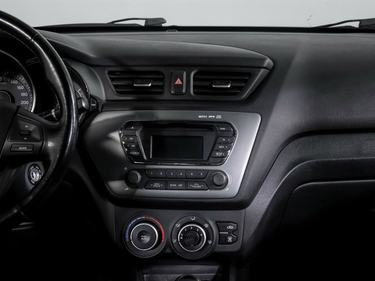 Купить Kia Rio III, 2014, 199 473 км, фото №11