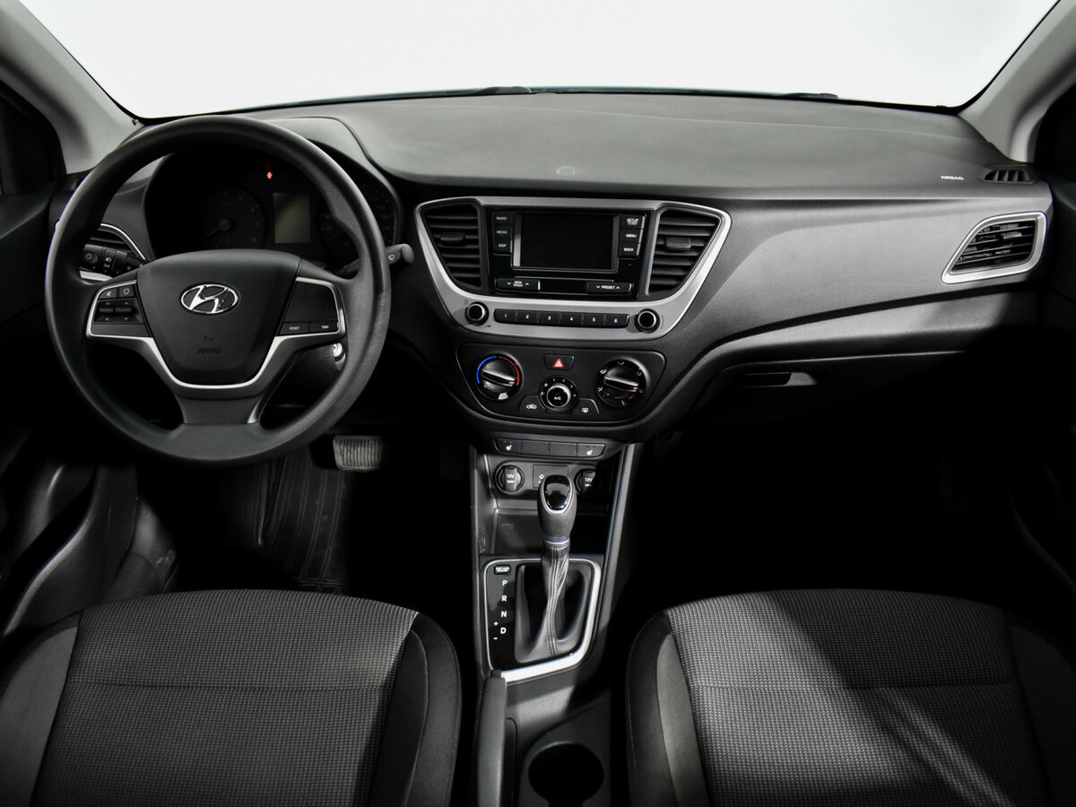 Купить Hyundai Solaris II, 2017, 83 431 км, фото №14