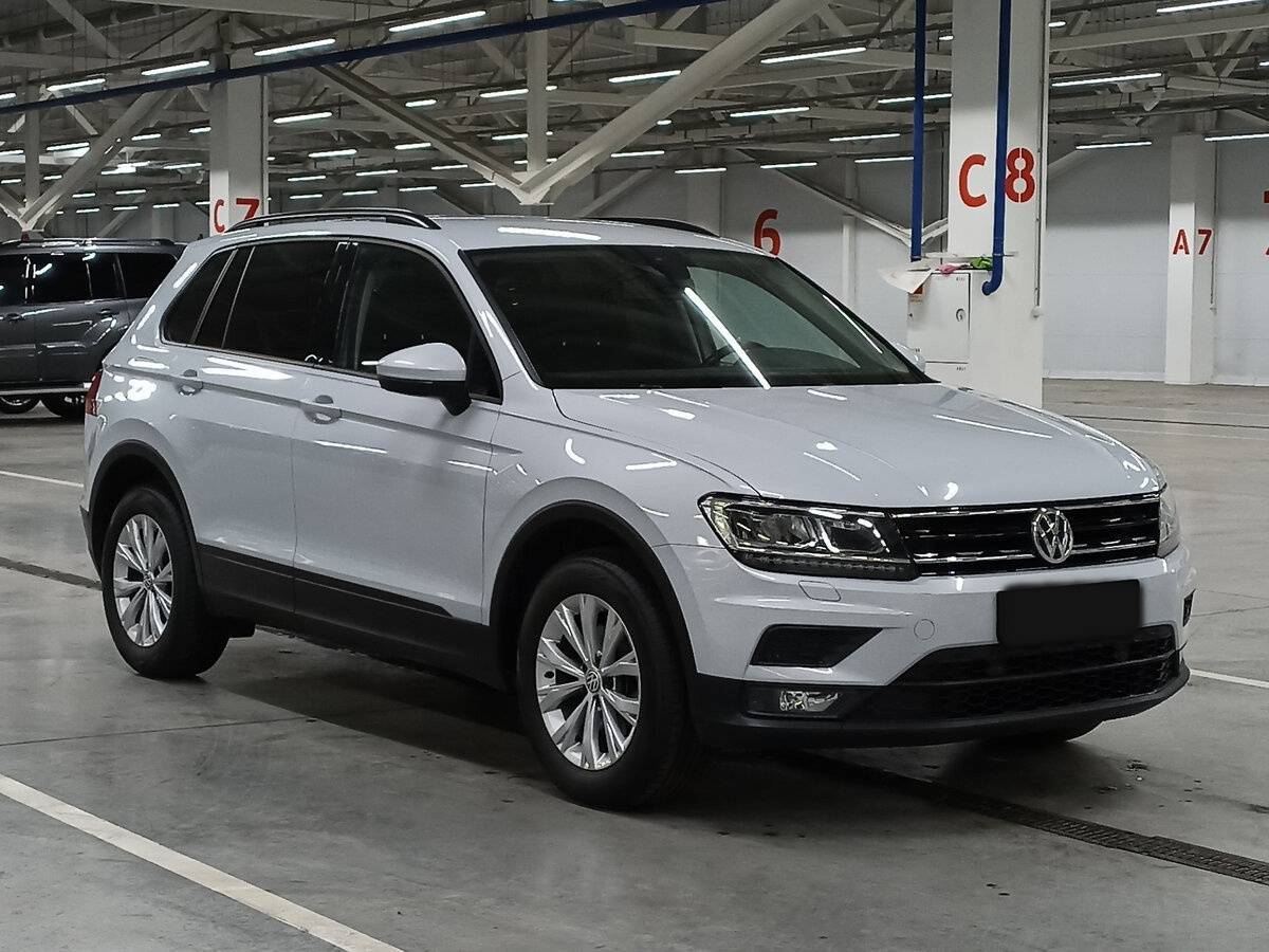 Купить Volkswagen Tiguan, 2019, 98 880 км, фото №3