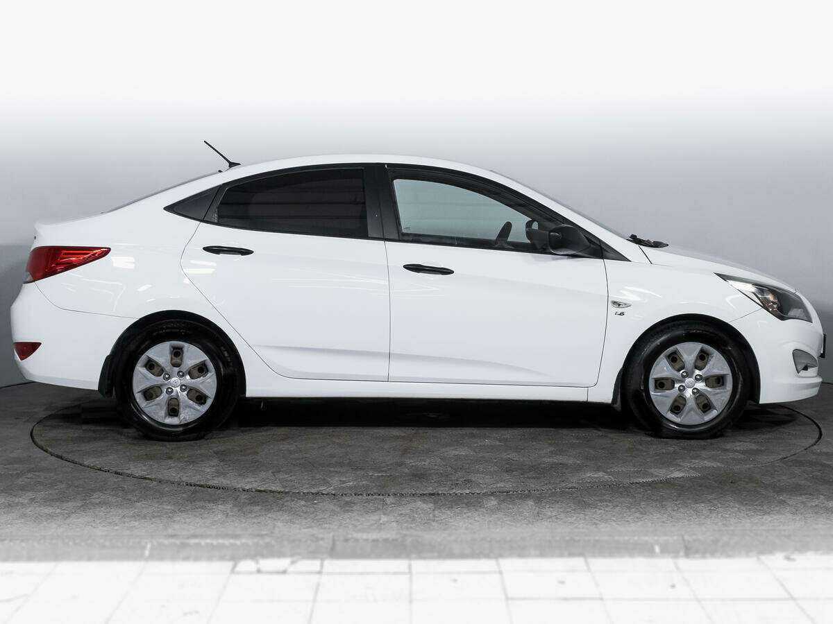 Купить Hyundai Solaris, 2015, 182 000 км, фото №4