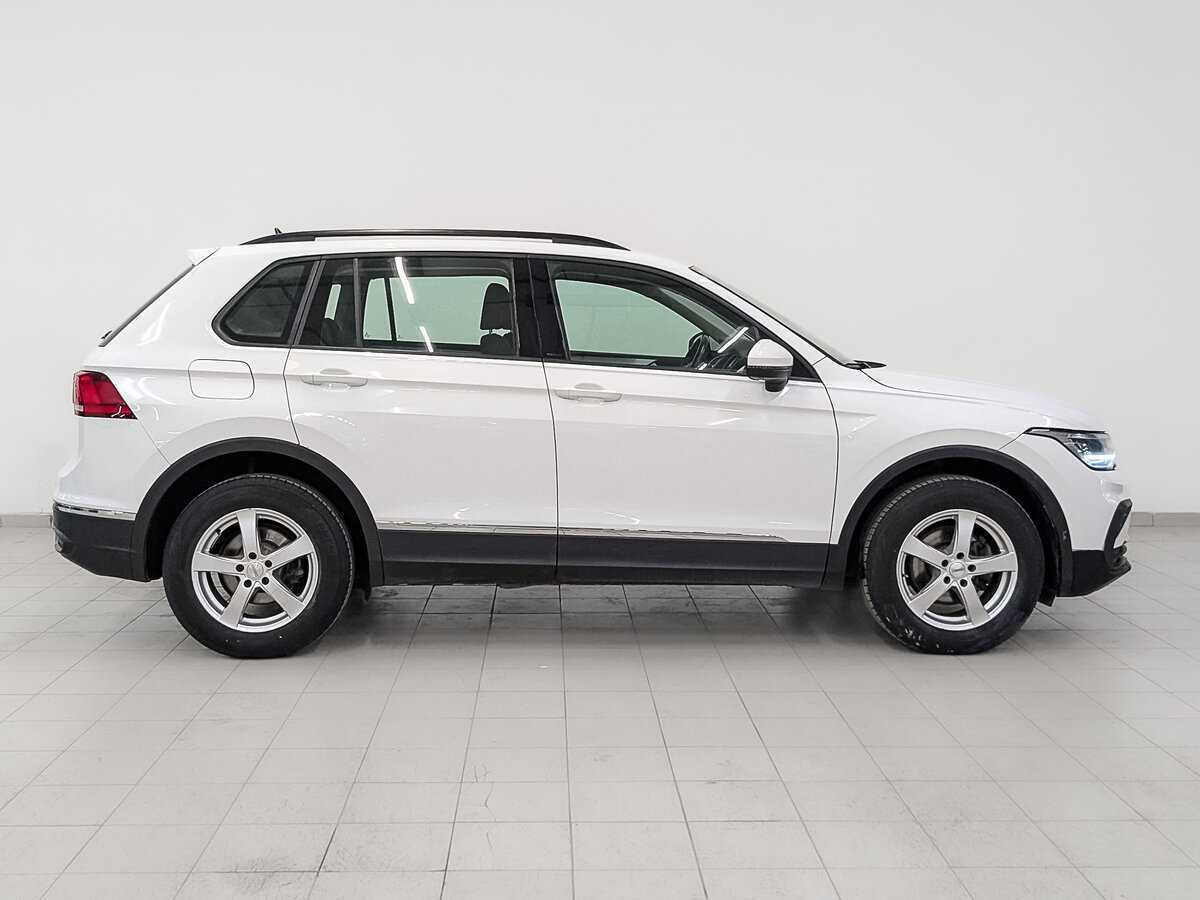 Купить Volkswagen Tiguan, 2021, 153 130 км, фото №4