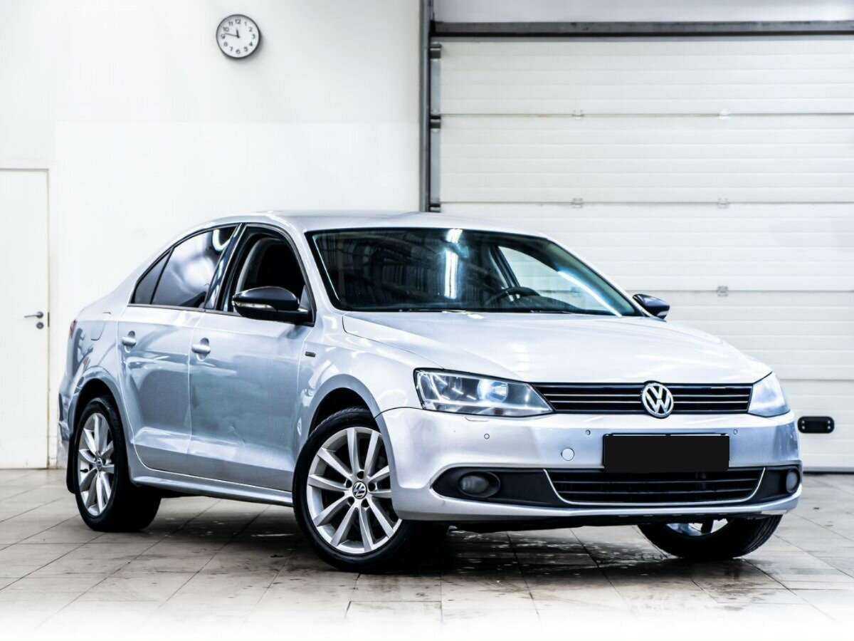 Купить Volkswagen Jetta, 2013, 188 137 км, фото №2