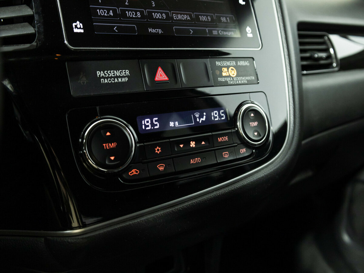 Купить Mitsubishi Outlander III Рестайлинг 2, 2017, 125 000 км, фото №15