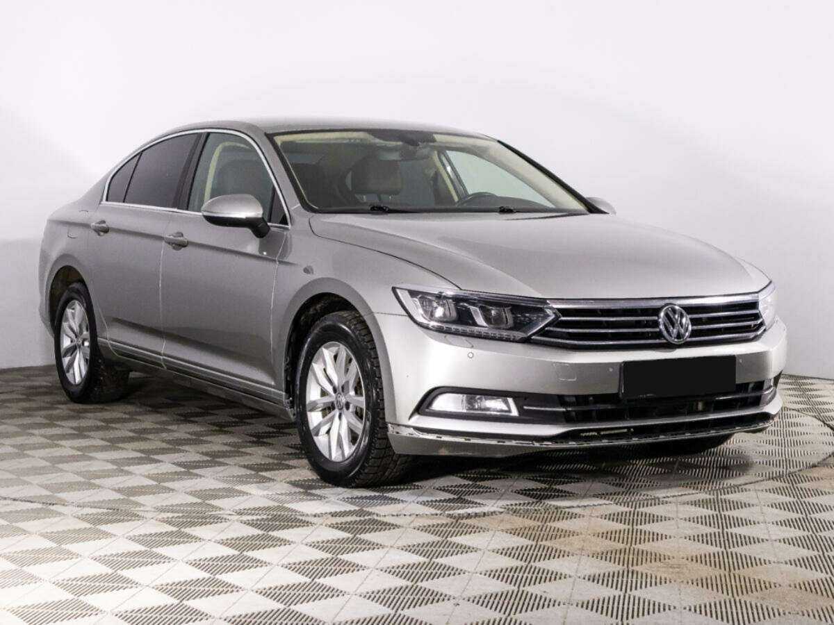 Купить Volkswagen Passat, 2017, 68 113 км, фото №3