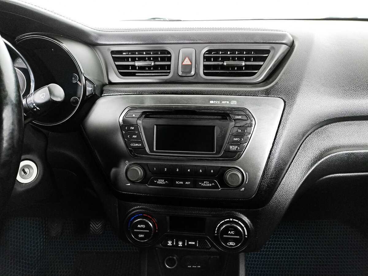 Купить Kia Rio 5-speed, 2013, 146 503 км, фото №11