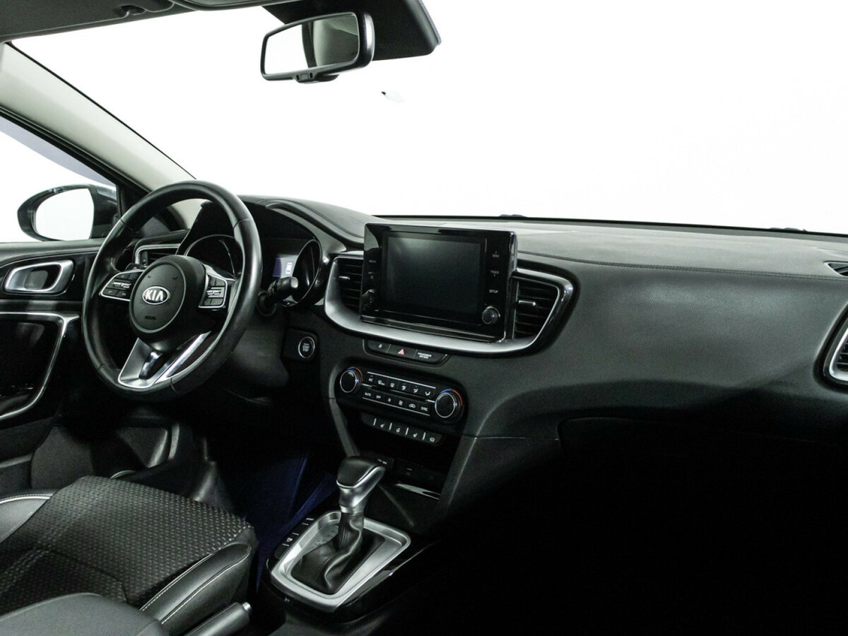 Купить Kia Ceed III, 2021, 67 000 км, фото №9
