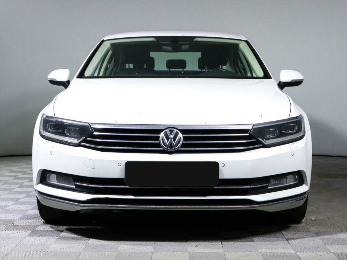 Купить Volkswagen Passat, 2016, 147 000 км, фото №2