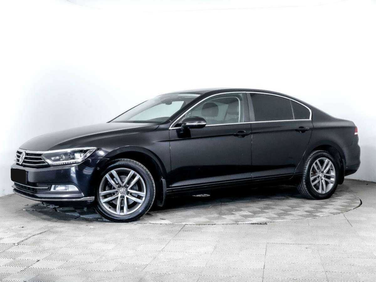 Купить Volkswagen Passat, 2017, 181 000 км, фото №1