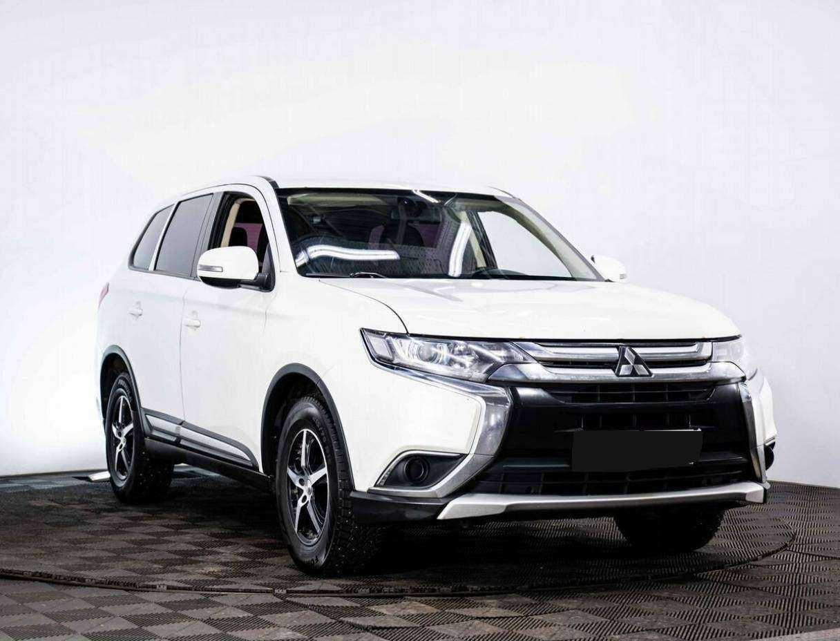 Купить Mitsubishi Outlander, 2017, 152 152 км, фото №3