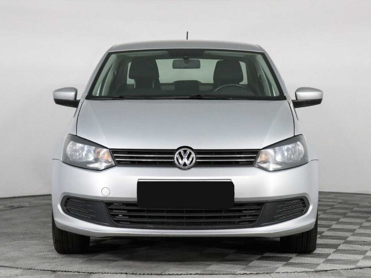 Купить Volkswagen Polo, 2015, 104 940 км, фото №2