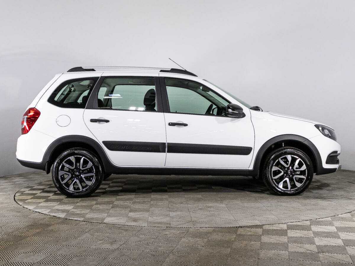 Купить Lada (ВАЗ) Granta Cross, 2023, 1 002 км, фото №4