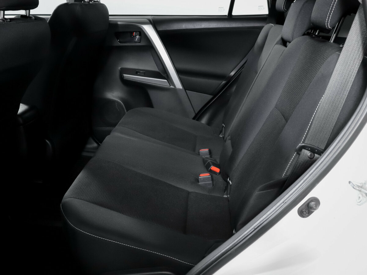 Купить Toyota RAV4 IV (XA40) Рестайлинг, 2017, 176 402 км, фото №10