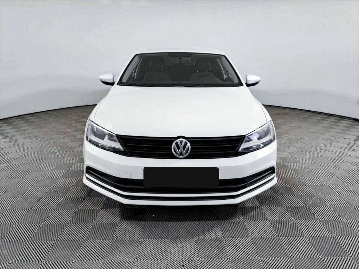 Купить Volkswagen Jetta, 2017, 121 000 км, фото №2