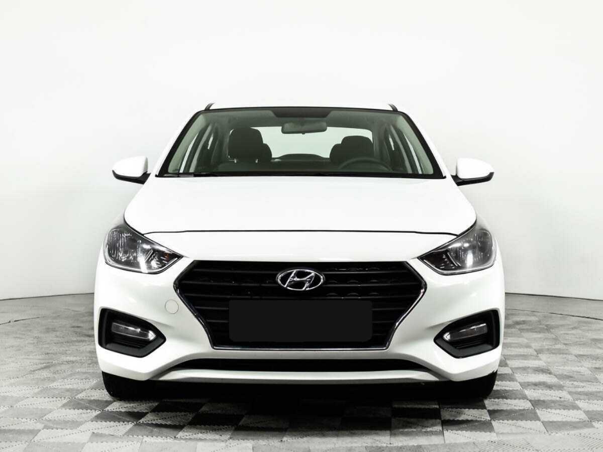 Купить Hyundai Solaris, 2017, 87 996 км, фото №2
