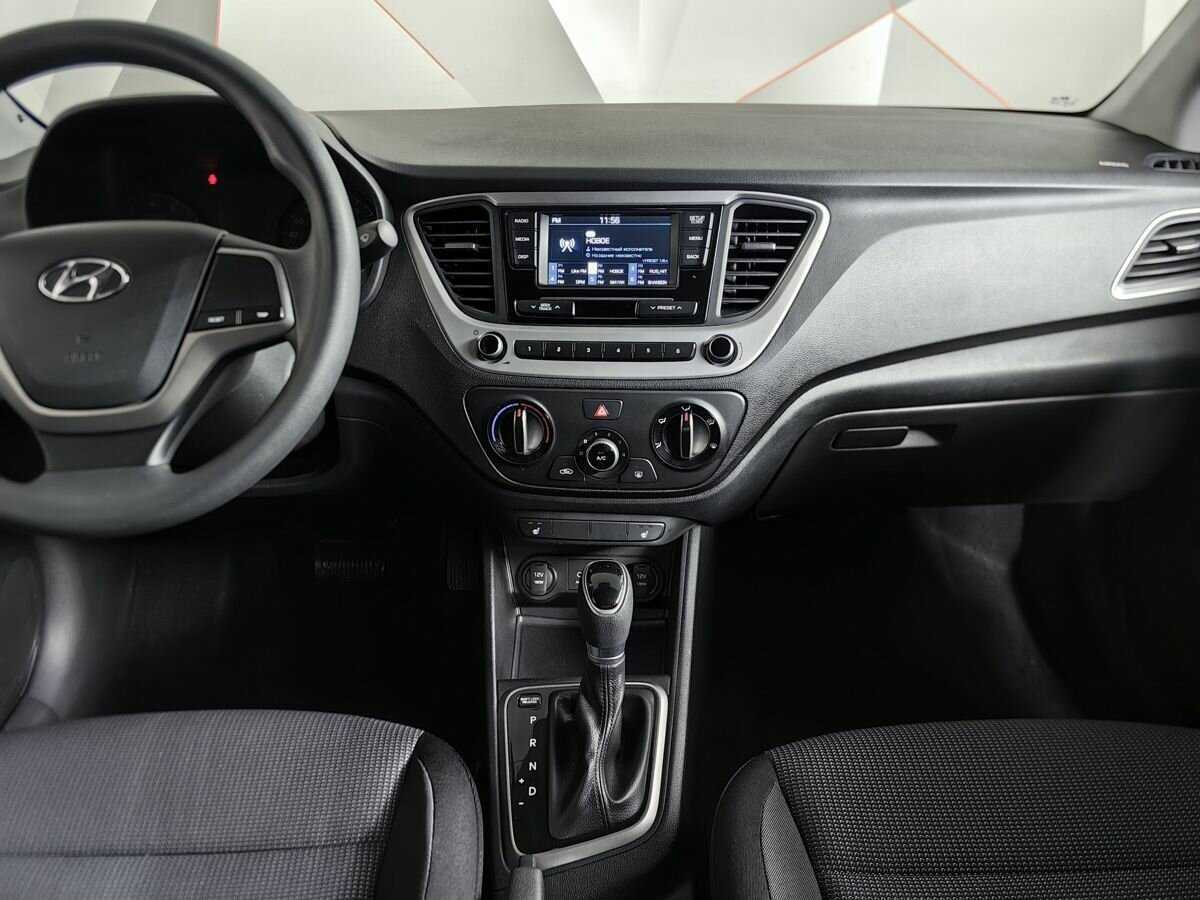 Купить Hyundai Solaris, 2017, 64 021 км, фото №11