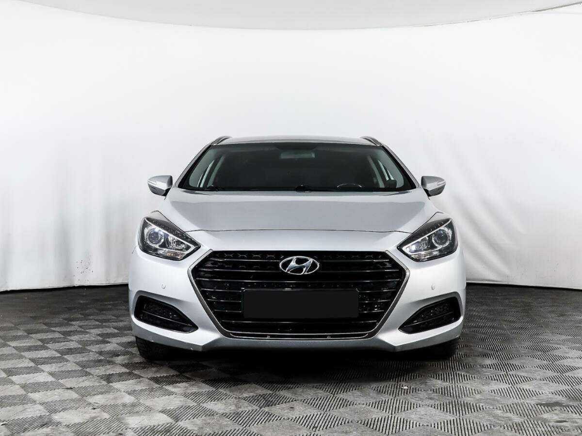 Купить Hyundai i40, 2016, 165 711 км, фото №2