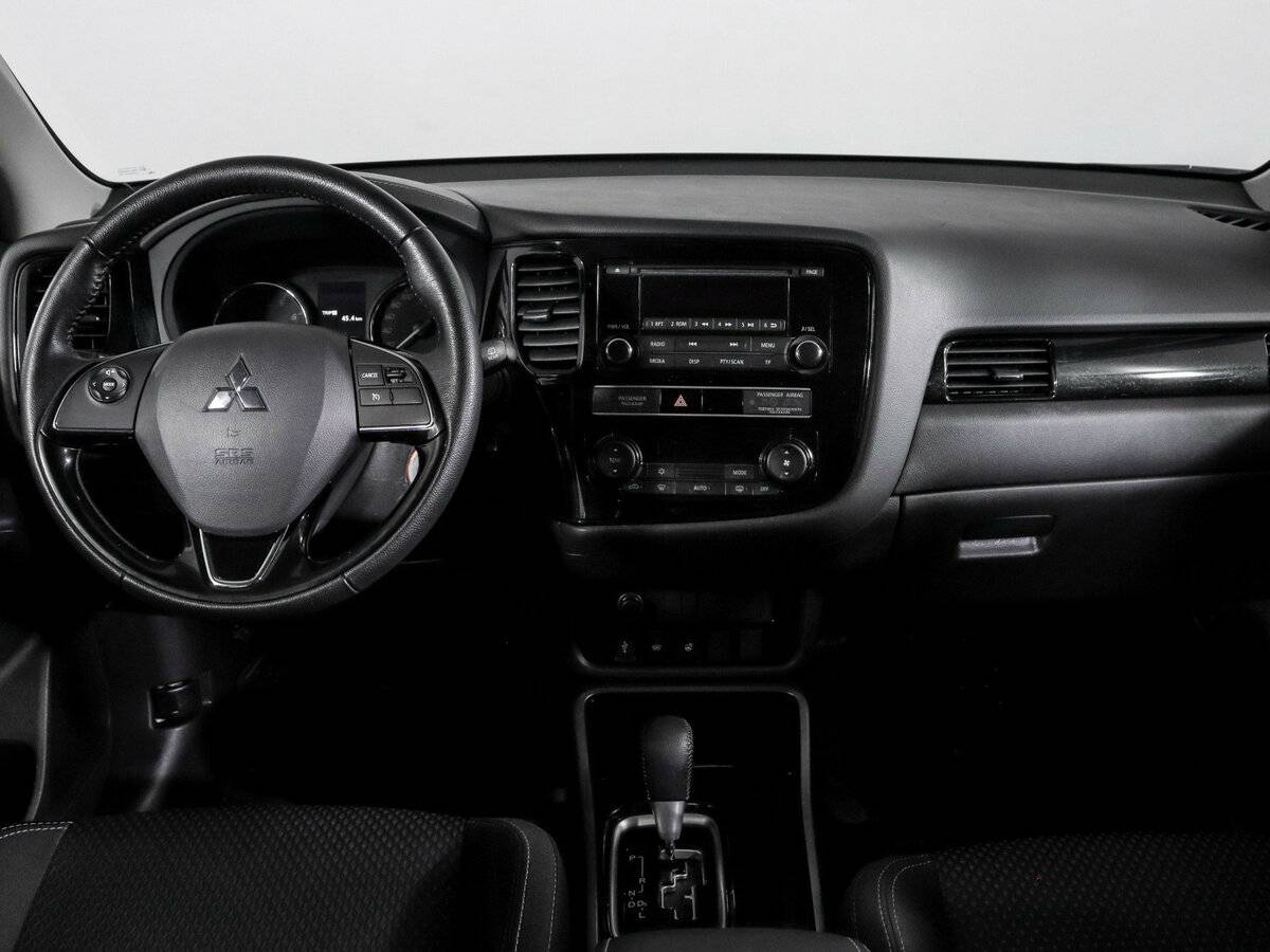 Купить Mitsubishi Outlander III Рестайлинг 3, 2019, 70 648 км, фото №12