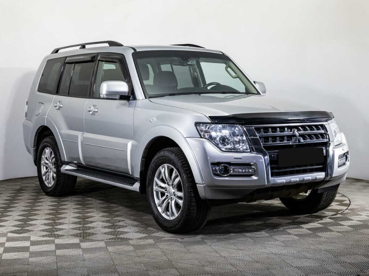 Купить Mitsubishi Pajero, 2017, 108 000 км, фото №3
