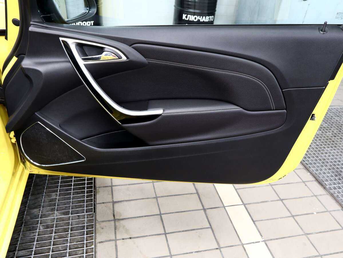 Купить Opel Astra GTC, 2014, 116 450 км, фото №16