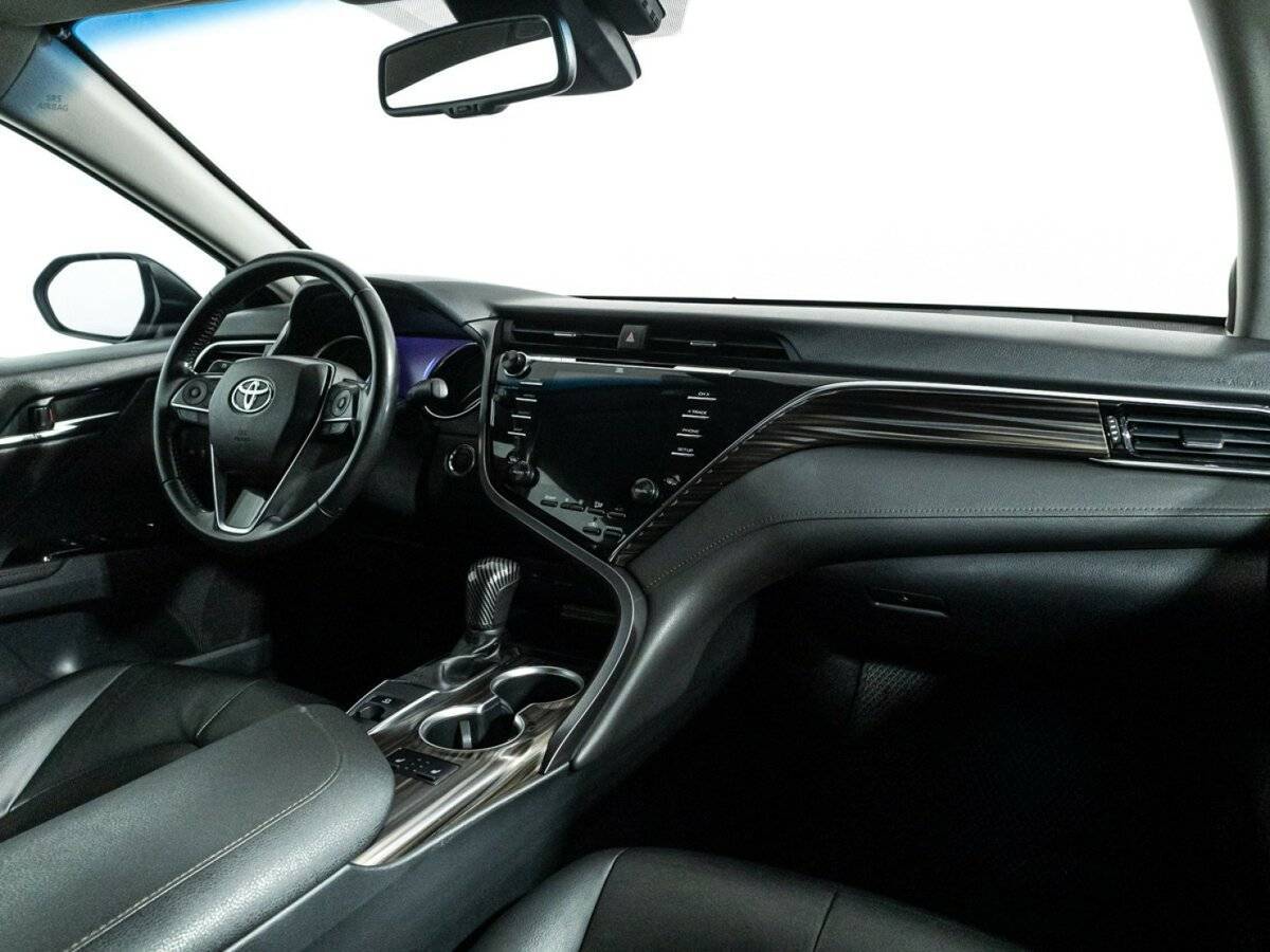 Купить Toyota Camry, 2018, 118 000 км, фото №9