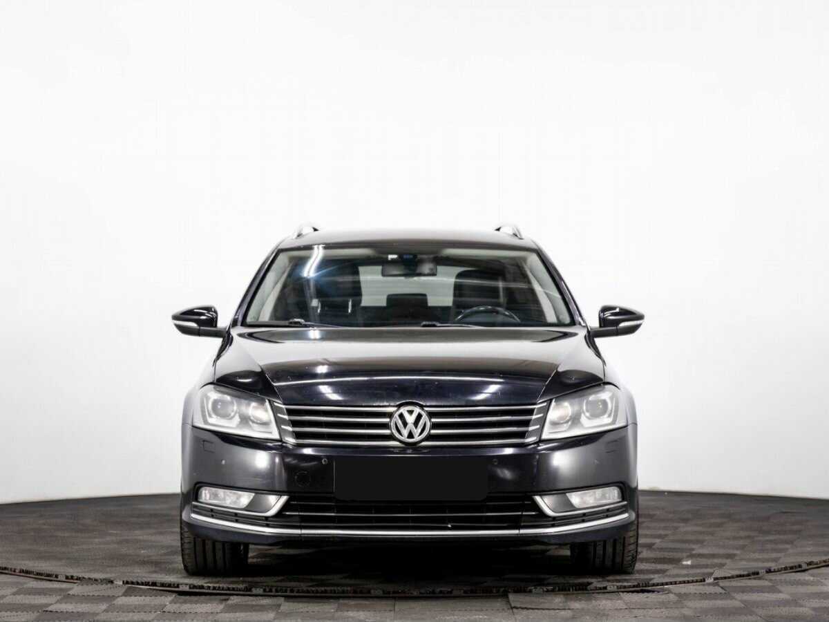 Купить Volkswagen Passat, 2012, 176 000 км, фото №2