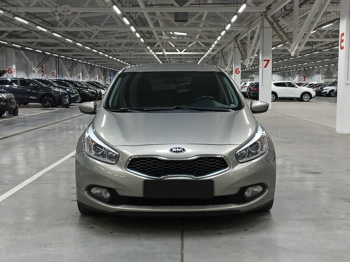 Купить Kia Ceed, 2015, 150 002 км, фото №2