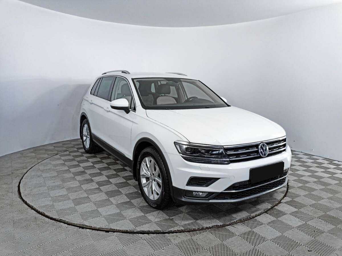 Купить Volkswagen Tiguan, 2017, 128 567 км, фото №3