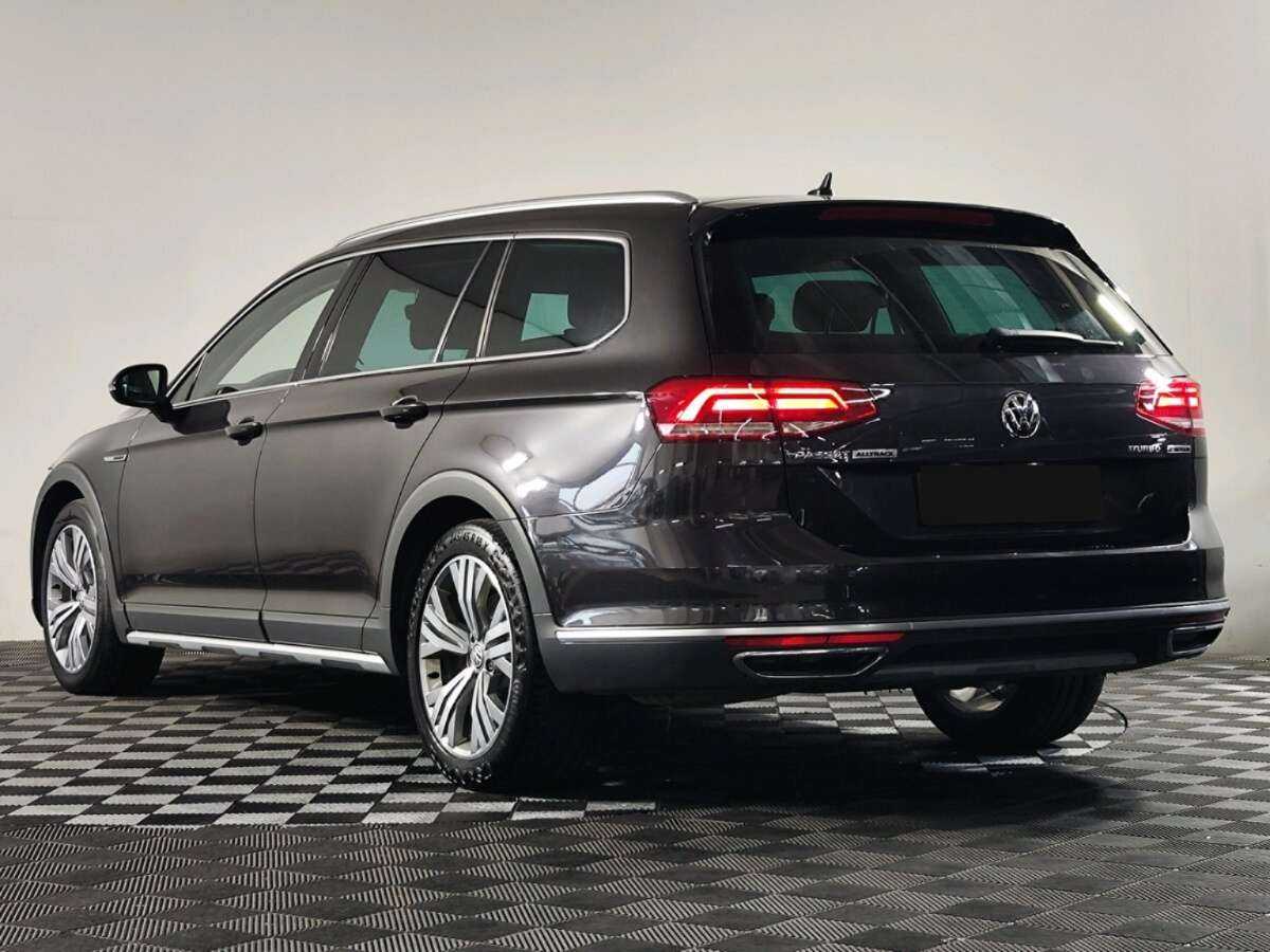 Купить Volkswagen Passat Alltrack, 2019, 153 200 км, фото №4