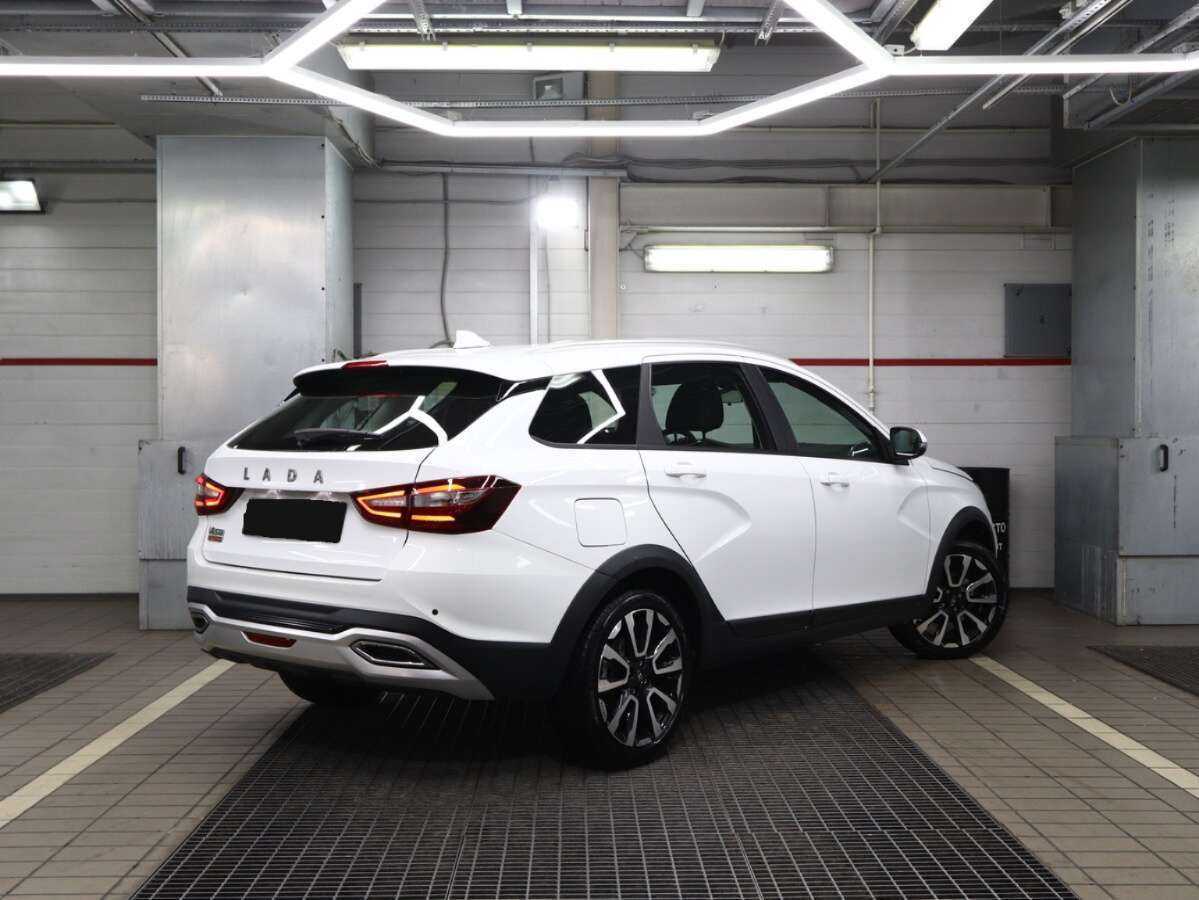 Купить Lada (ВАЗ) Vesta SW Cross, 2023, 2 300 км, фото №2